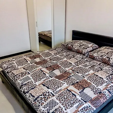 By Torunska Street Appartamento *